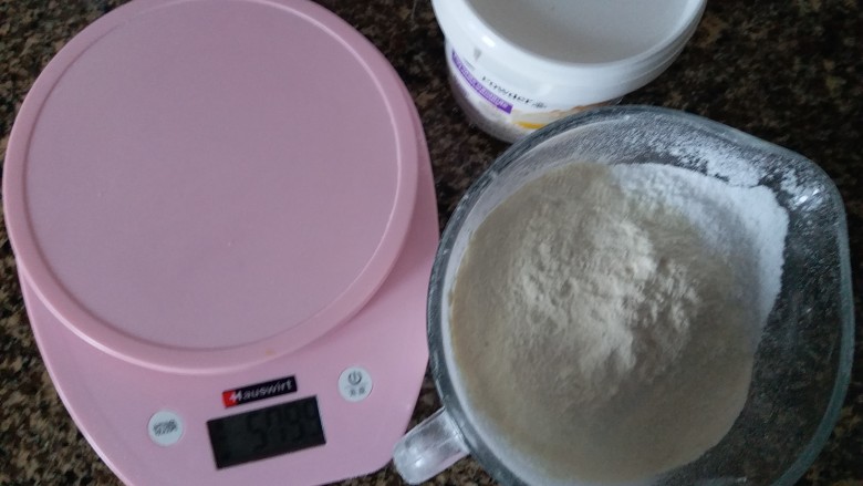 圣诞糖霜饼干,制作糖霜,蛋白粉和糖粉拌均匀