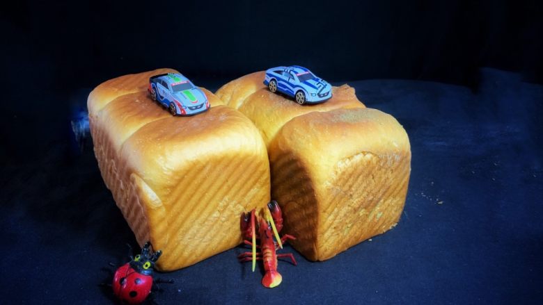 椰蓉吐司🍞,180度预热烤40分钟