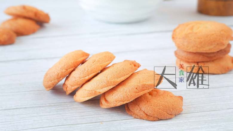 最简单的烘焙:黄油曲奇,成了,当下午茶或者零食都很好。