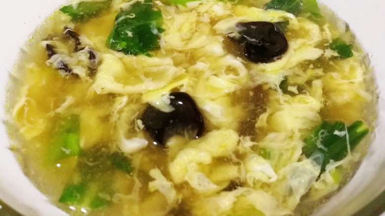 油麦菜木耳蛋花汤