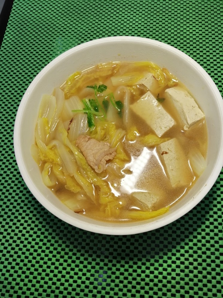 白菜(娃娃菜)豆腐汤,娃娃菜豆腐汤