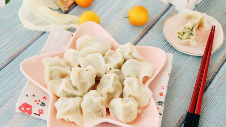 家常饺子,煮好的饺子,一起和宝宝享用吧!