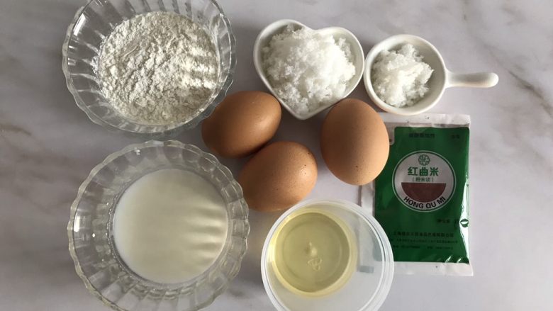 圣诞款红丝绒蛋糕,准备好食材