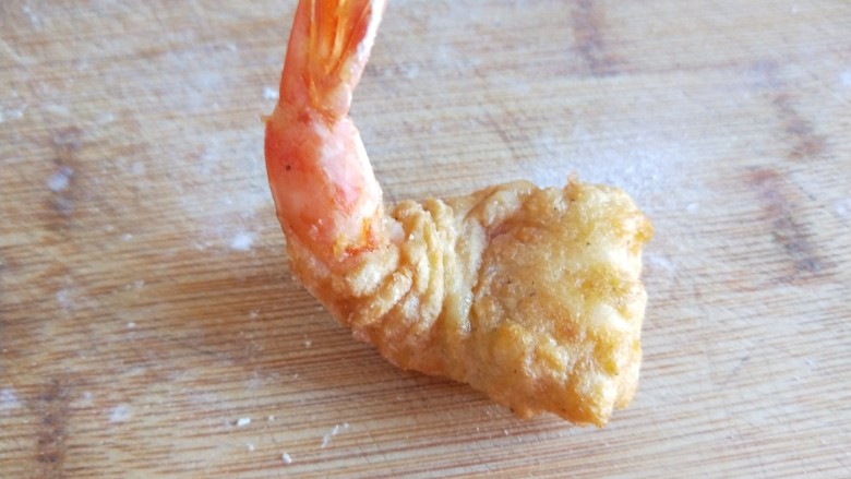 新文美食 凤还巢,炸制金黄捞出来在压扁。