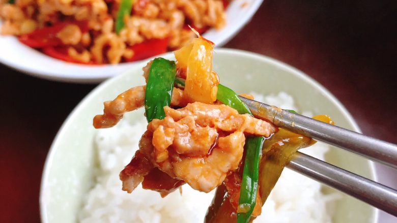 泡椒炒肉丝,来一口?