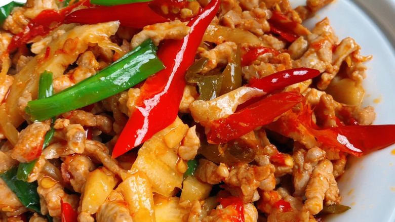 泡椒炒肉丝,哇,辣嘘嘘