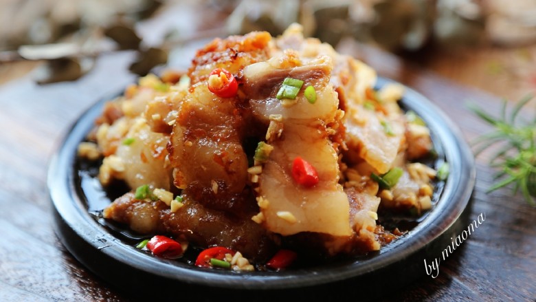 果香烤肉～蒜泥白肉精华版