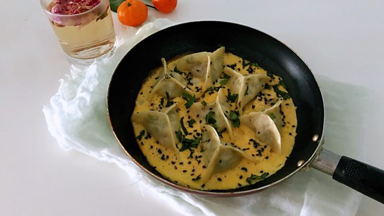 营养早餐1210之鸡蛋抱饺,成品。