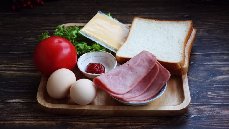 三明治,准备好食材。