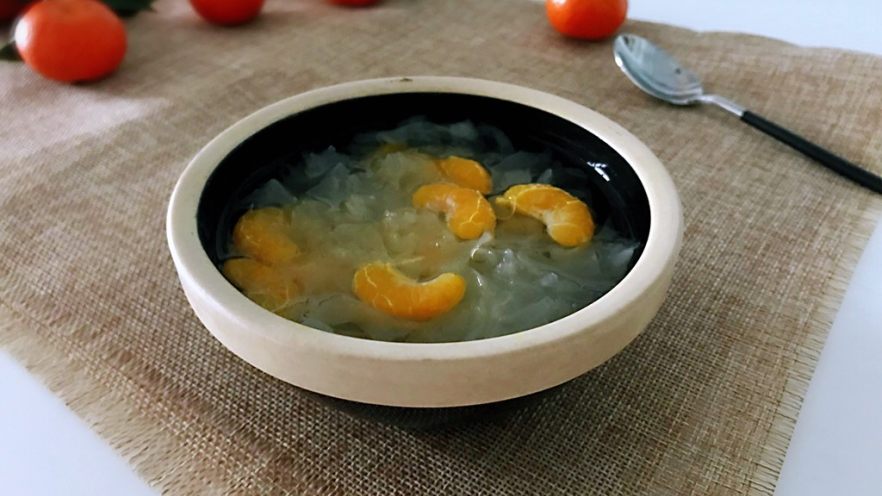 银耳蜜桔羹