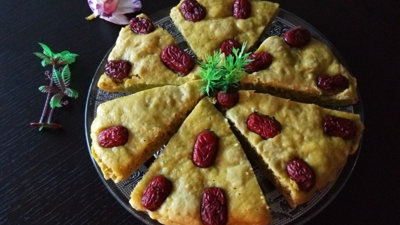 新文美食 菠菜红枣发糕,成品图