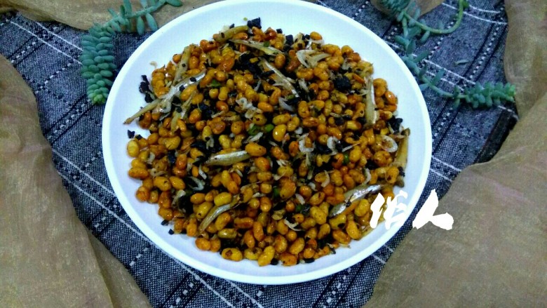 咸菜炒黄豆粒