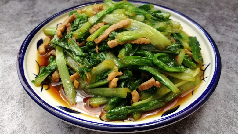 肉炒油麦菜,成品图。