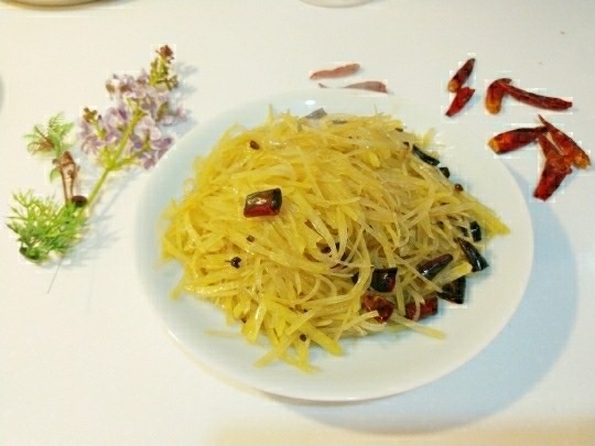 新文美食 酸辣土豆丝,成品图