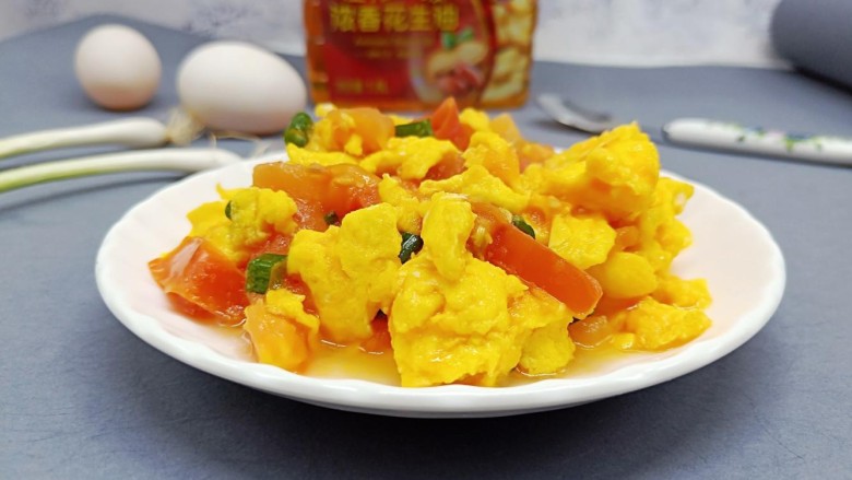 酸酸甜甜的番茄炒蛋,番茄炒蛋人人都爱、不仅颜色漂亮!味道极好!而且超级适合新手做!