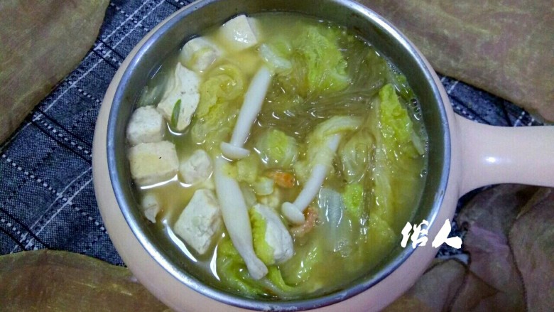 麻酱味白菜豆腐汤