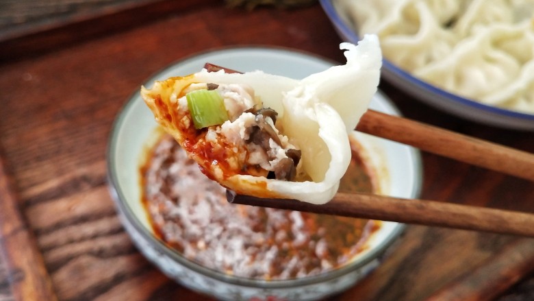 木耳猪肉馅月牙饺,您学会了吗?