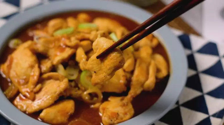 美味的茄汁鸡肉好吃又简单,做法分享给你 ,开吃!