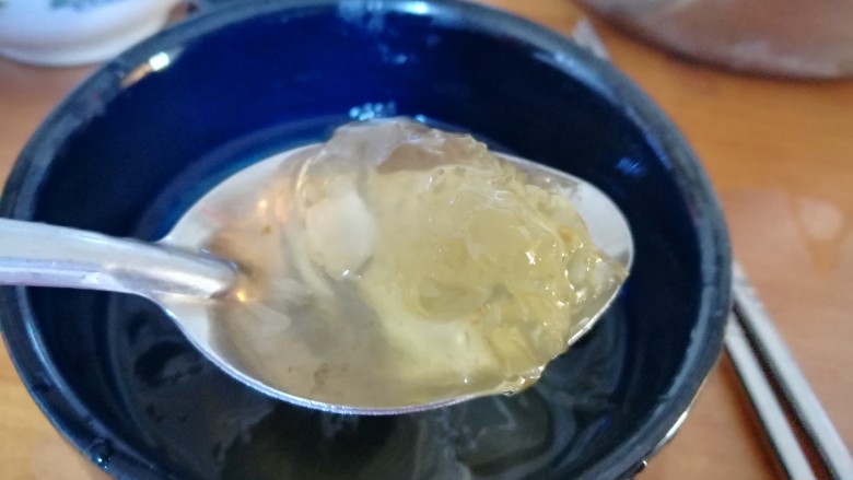 女人养颜美容的圣品,银耳桃胶红枣羹,成品图