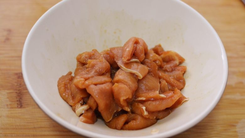 农家一碗香(超详步骤图),抓均码味15分钟。