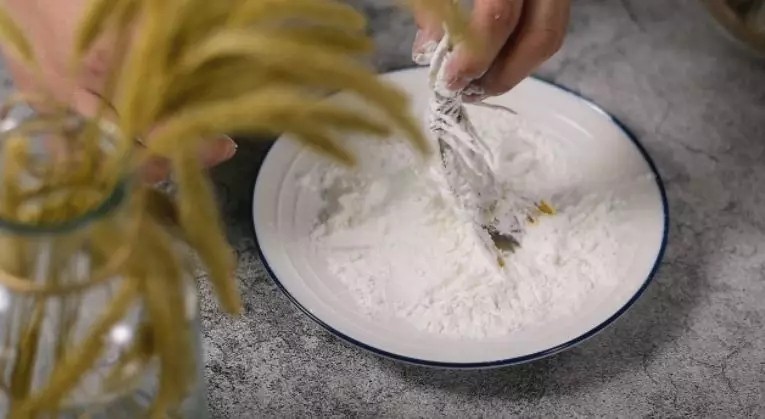 皮皮虾,我们走!过气网红竟然还能这样做,太鲜美了,裹上些许淀粉