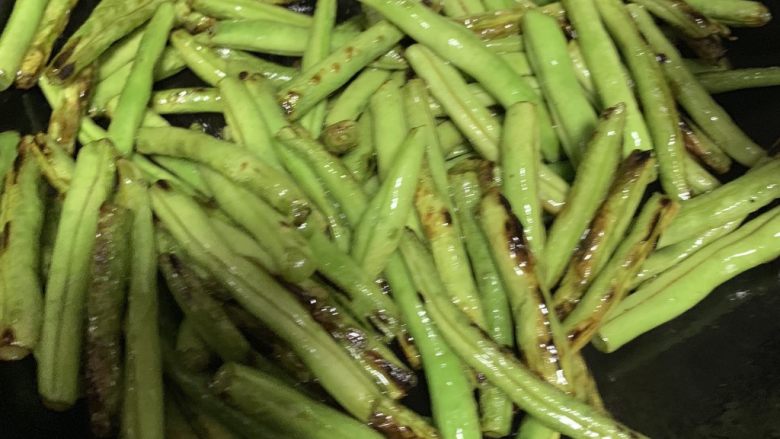 干煸木耳豆角,小火