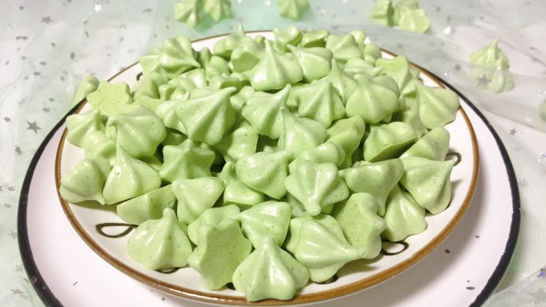 宝宝辅食系列~菠菜溶豆,溶豆出炉放凉后及时密封哦,不然会回潮