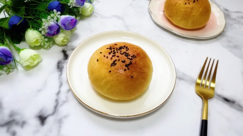 淡奶油餐包,瞧瞧!