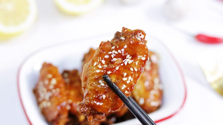 蜜汁鸡翅,美味营养的蜜汁鸡翅就制作完成了!