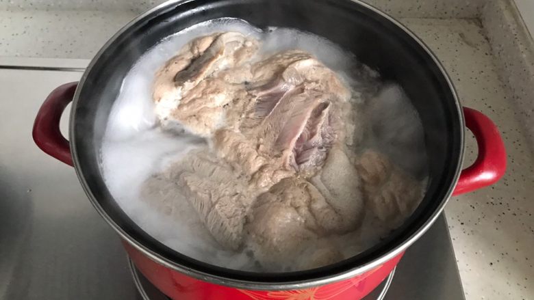 酱牛肉(高压锅版),大火煮3.4分钟