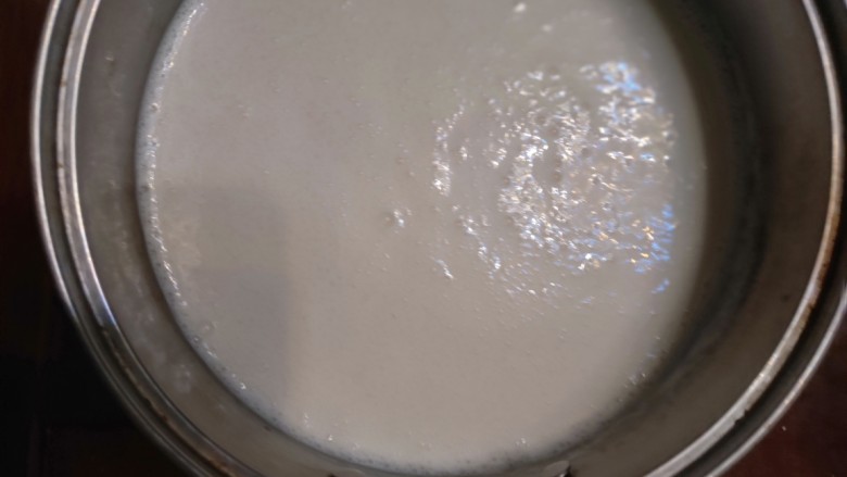 自制年夜饭饮料-------椰肉牛奶热饮