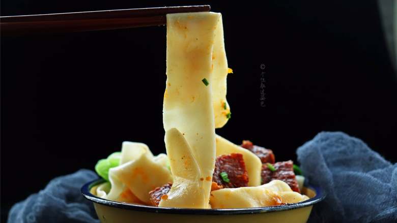 牛肉扯面,实实在在的牛肉面,肉多多的。