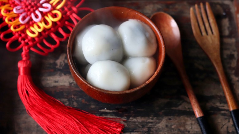 黑芝麻汤圆,团团圆圆,吃汤圆啦!