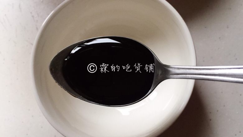 白灼芥蓝 快手经典菜,调个酱汁,<a style='color:red;display:inline-block;' href='/shicai/ 788'>生抽</a>。