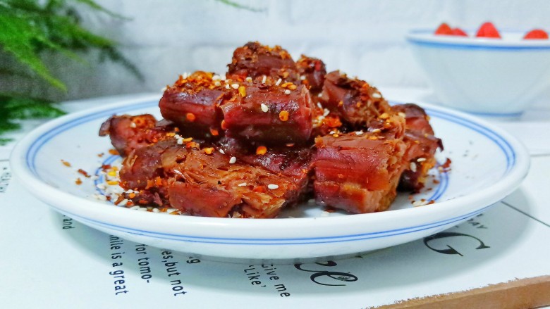 追剧小零食【秘制麻辣鸭脖】,追剧必备零食,麻辣鸭脖。