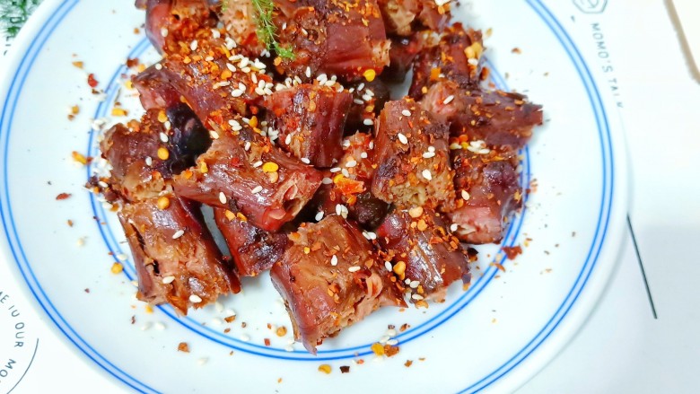 追剧小零食【秘制麻辣鸭脖】,鲜香麻辣、撕咬时有劲特香!