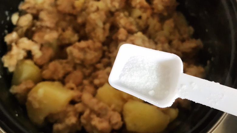 土豆虎头鸡,时间到,加一丢丢细盐