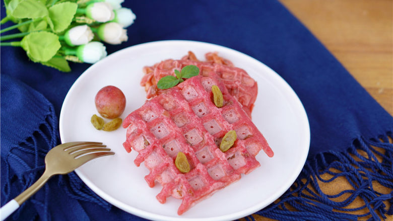 火龙果华夫饼