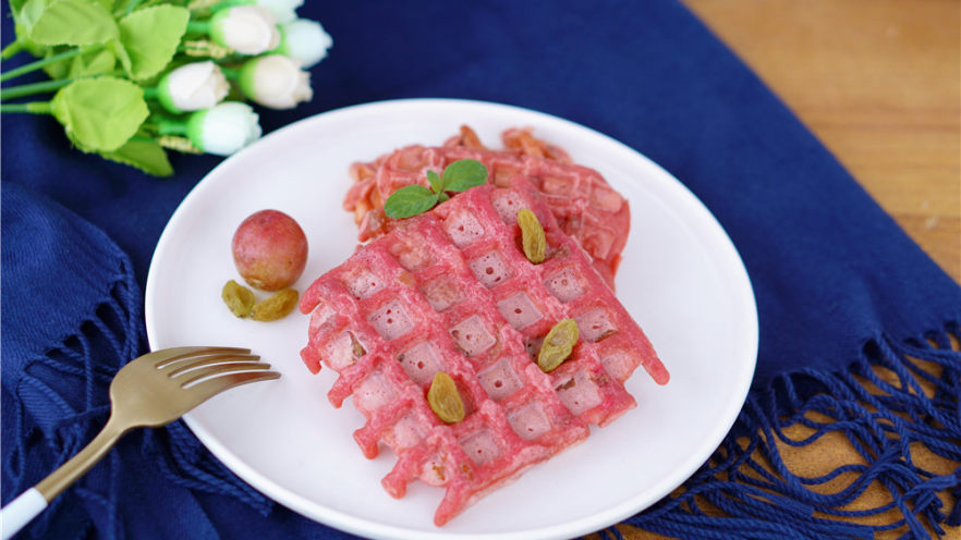 火龙果华夫饼