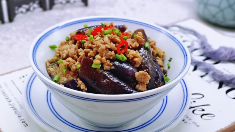 快手家常菜~蒜蓉肉糜茄子,近看,超级下饭!