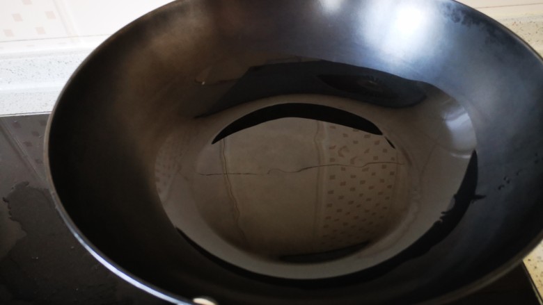 油菜香菇,热锅放油