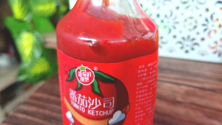 茄汁有机菜花,取<a style='color:red;display:inline-block;' href='/shicai/ 753'>番茄沙司</a>