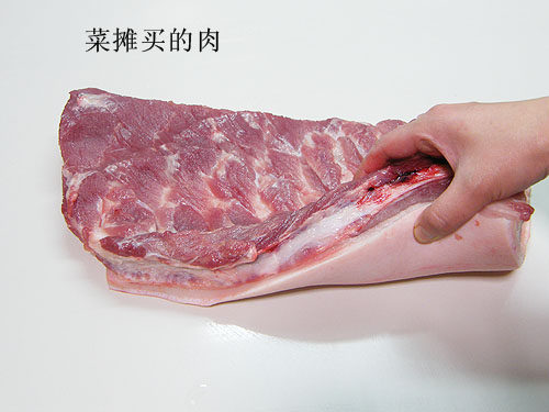 如何炖出不腻的东坡肉--酒店做法及家庭做法,制作方法:(采用过油法,先炖再蒸,少水)