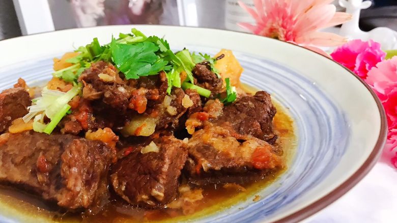 西红柿土豆炖牛腩(高压锅版),成品图