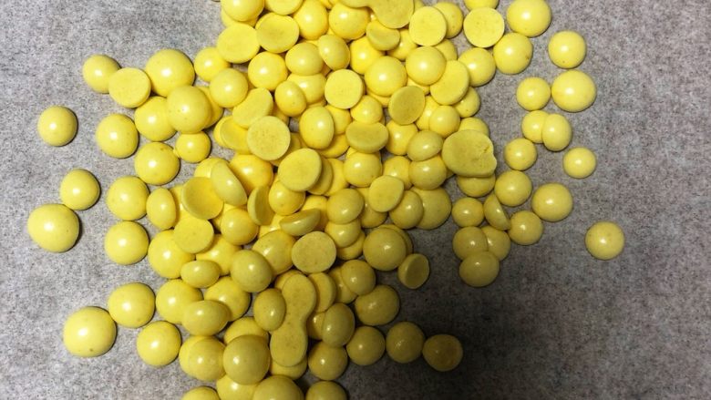蛋黄溶豆,烤好了取出来很容易就脱离了!