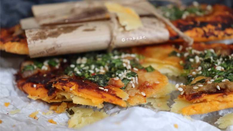 又卷烧饼(家庭版),材料丰富,质感十足,火候更讲究。
