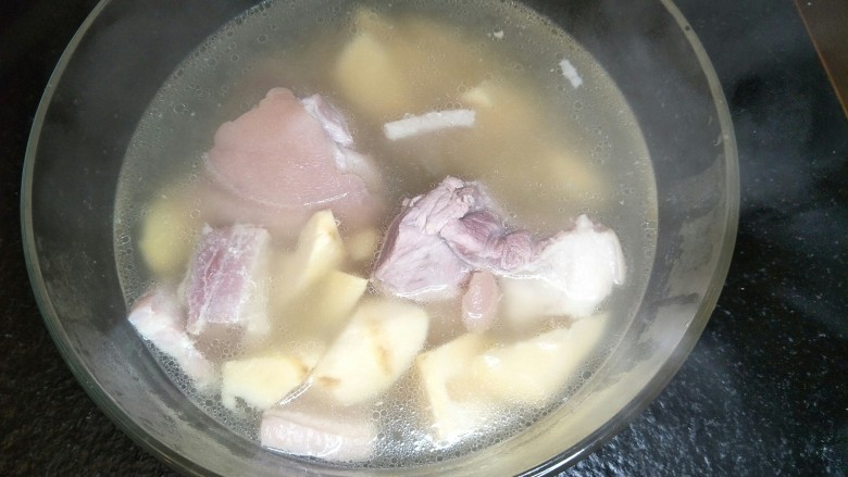 煲汤-腌笃鲜,就可以出锅啦,如果咸肉咸的话,不放盐也行。