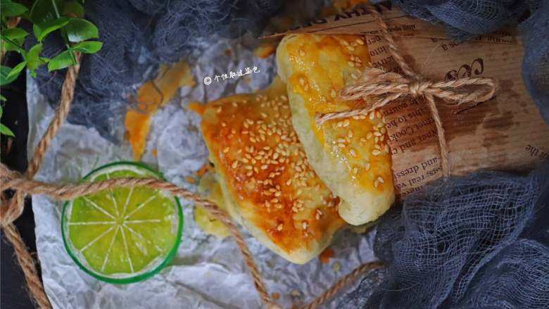 豆沙酥饼,超级酥,酥到掉渣,层次分明