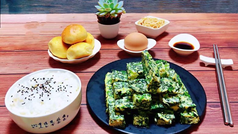 菠菜蒸蛋羹,早餐就是应该吃的丰盛还要有营养噢