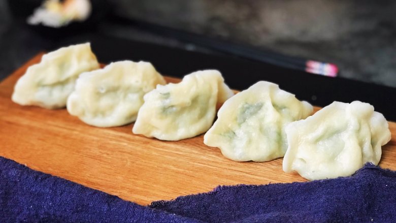 四鲜饺子,也可以用蒸锅蒸开锅后再蒸12分钟。